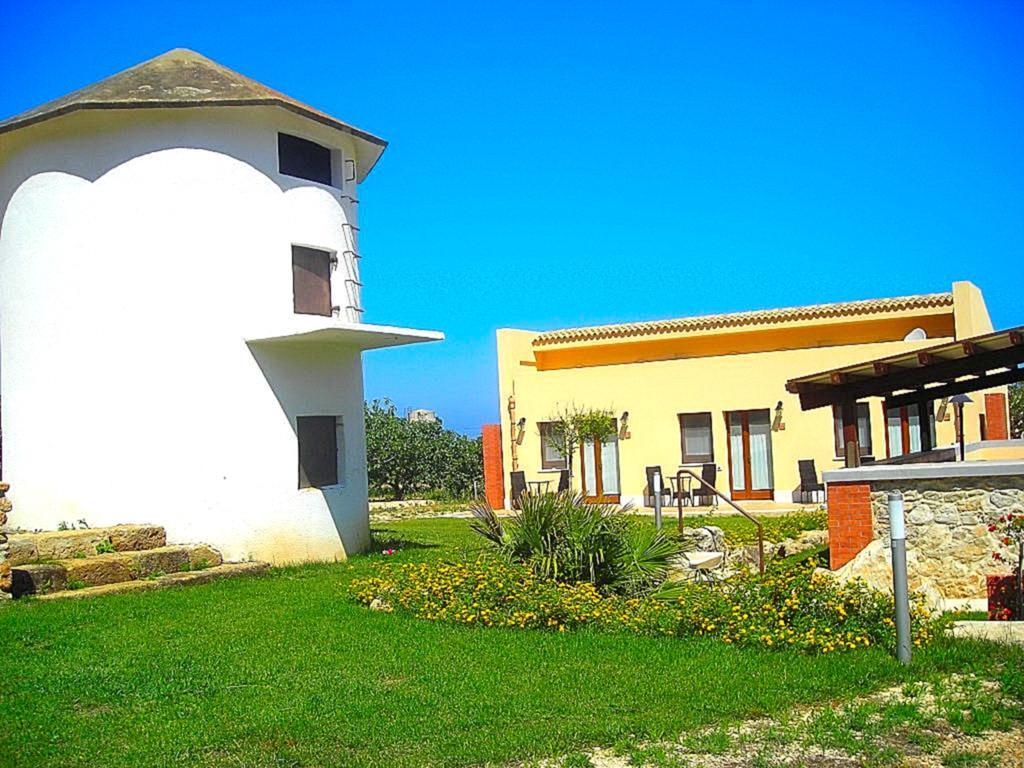 Azienda Agrituristica Tenuta Pizzolungo Ериче Екстериор снимка