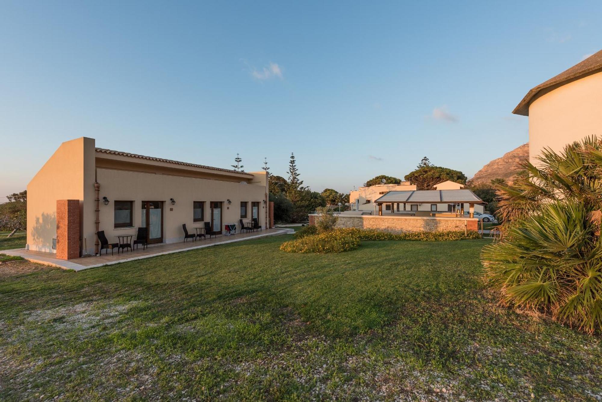 Azienda Agrituristica Tenuta Pizzolungo Ериче Екстериор снимка